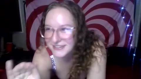 Snapshot of lilpies chatting on March 10, 12:18 am LilPies online show from March 10, 12:18 am