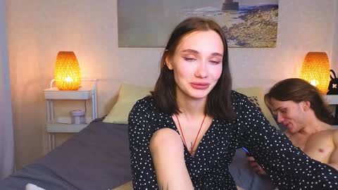 Snapshot of lilpupsonish chatting on December 4, 3:32 pm Jesse and Grace online show from December 4, 3:32 pm