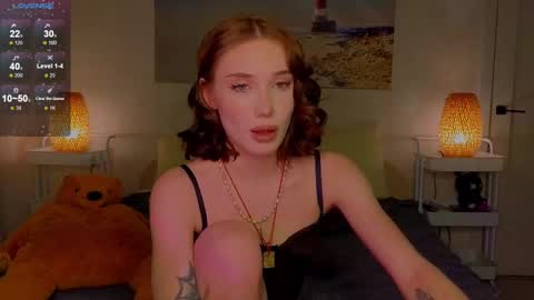 Snapshot of lilpupsonish chatting on February 21, 7:21 pm Jesse and Grace online show from February 21, 7:21 pm