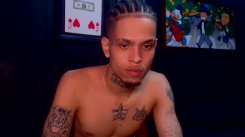 Snapshot of lilray99 chatting on January 1, 12:11 am ONLYFANS online show from January 1, 12:11 am