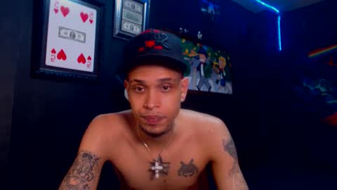 Snapshot of lilray99 chatting on February 4, 1:34 am ONLYFANS online show from February 4, 1:34 am