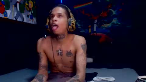 Snapshot of lilray99 chatting on February 20, 4:46 pm ONLYFANS online show from February 20, 4:46 pm