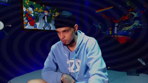 Snapshot of lilray99 chatting on December 4, 1:48 am ONLYFANS online show from December 4, 1:48 am