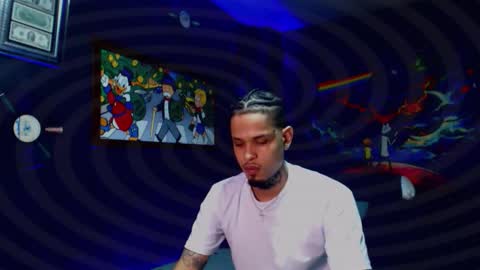 Snapshot of lilray99 chatting on December 4, 7:33 pm ONLYFANS online show from December 4, 7:33 pm