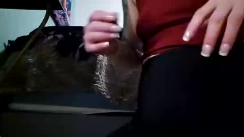 lilsirens11ut online show from January 6, 5:05 pm