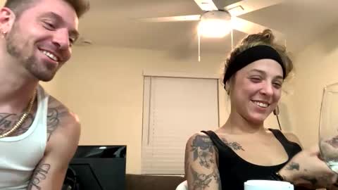 lilslutxxxbangz online show from February 3, 2:21 am