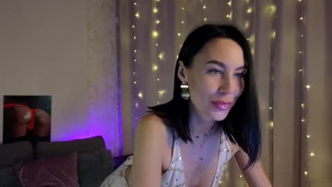 Snapshot of lilu5107 chatting on January 25, 7:07 pm Lilu online show from January 25, 7:07 pm