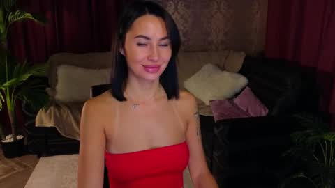 Snapshot of lilu5107 chatting on October 16, 4:13 am Lilu online show from October 16, 4:13 am