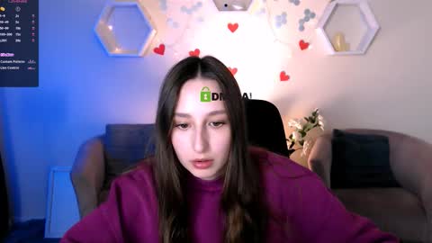 Snapshot of lilu_pink chatting on October 6, 1:08 pm lilu_pink online show from October 6, 1:08 pm
