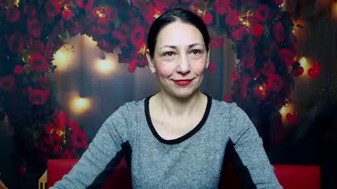 Snapshot of lilugrants chatting on February 15, 7:06 pm lilugrants online show from February 15, 7:06 pm