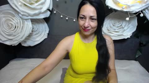 Snapshot of lilugrants chatting on November 3, 7:48 pm lilugrants online show from November 3, 7:48 pm