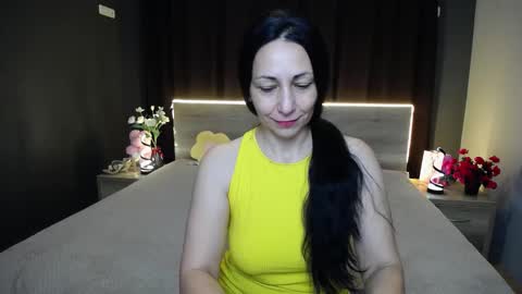 Snapshot of lilugrants chatting on November 18, 7:18 pm lilugrants online show from November 18, 7:18 pm