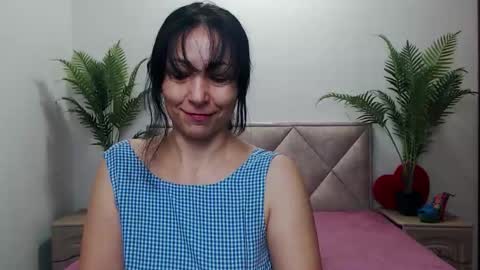 Snapshot of lilugrants chatting on November 22, 7:13 pm lilugrants online show from November 22, 7:13 pm