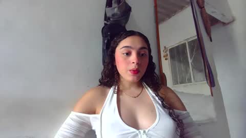 Snapshot of lily_anal_squirt chatting on February 5, 5:09 pm lily_anal_squirt online show from February 5, 5:09 pm