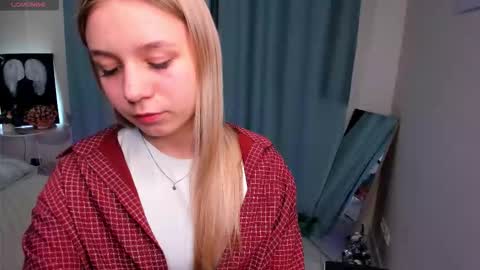 Stacy  online show from March 7, 7:33 pm