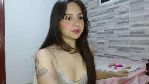 Snapshot of lily_crushx chatting on May 30, 6:10 am Lirio online show from May 30, 6:10 am
