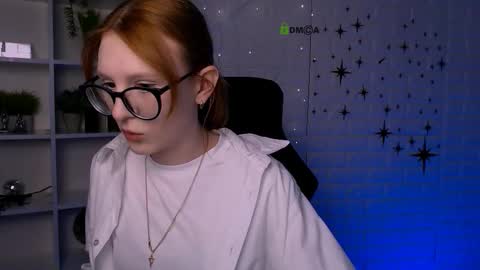 lily_fay online show from March 24, 11:04 am