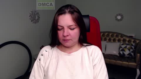 Snapshot of lily_flower7_ chatting on January 7, 7:20 am Lily online show from January 7, 7:20 am