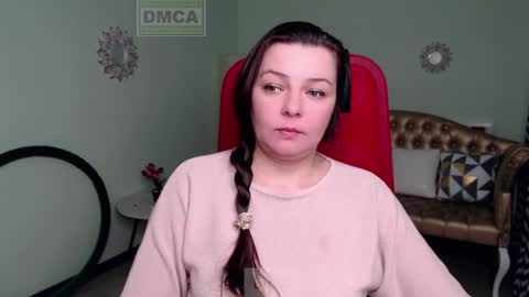 Snapshot of lily_flower7_ chatting on January 10, 9:55 am Lily online show from January 10, 9:55 am