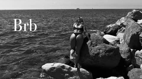 Lily online show from January 2, 5:03 am