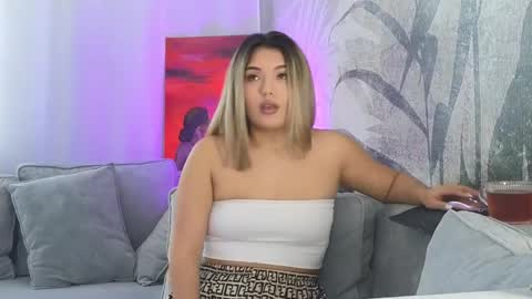 Lily online show from February 27, 10:48 am