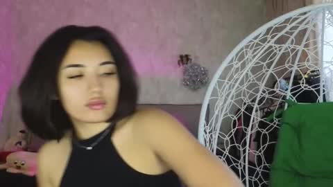 Lily online show from October 23, 7:29 am