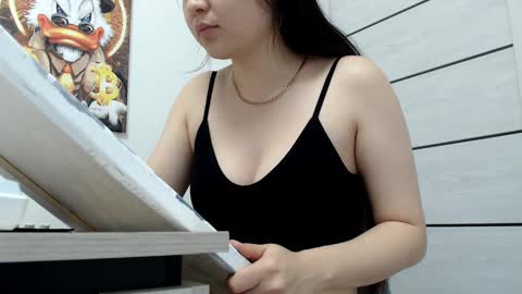 Lily Litle online show from December 5, 9:50 pm