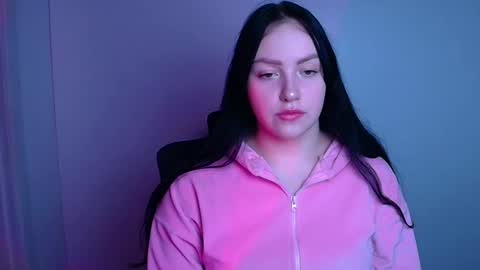 Lily online show from January 6, 1:26 pm