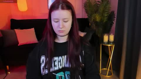 Lily online show from March 1, 7:10 am