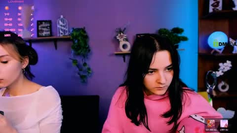 Lily online show from April 6, 6:42 pm