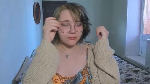 Lily online show from March 23, 7:45 am