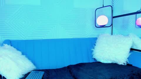 Snapshot of lily_waist chatting on January 21, 10:08 pm lily_waist online show from January 21, 10:08 pm