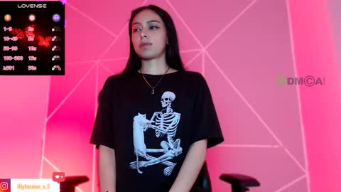 Liliana louise online show from November 1, 6:15 am