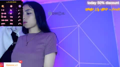 Liliana louise online show from December 3, 8:29 pm