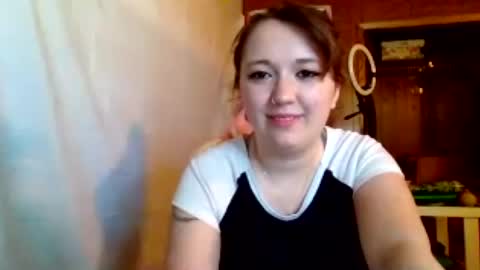 lily online show from August 1, 5:34 pm