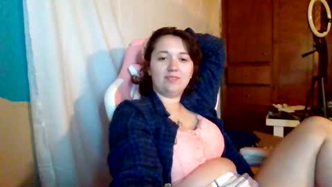 lily online show from August 3, 2:33 pm