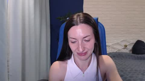 Lily online show from July 14, 12:00 pm