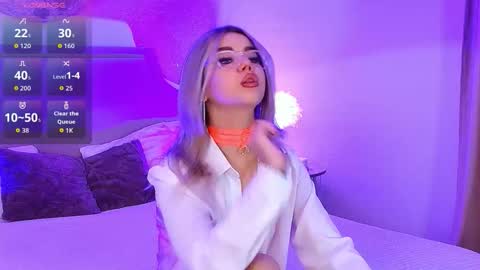 Snapshot of lilyrabbit chatting on February 9, 5:22 am Rose online show from February 9, 5:22 am