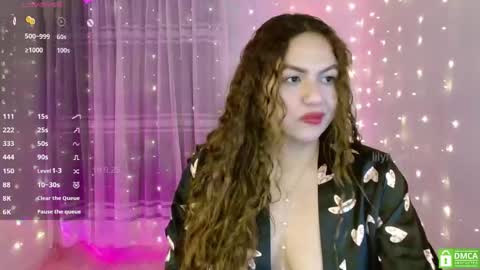 Snapshot of lilyrose1_ chatting on September 19, 5:02 pm You can call me Li ... online show from September 19, 5:02 pm
