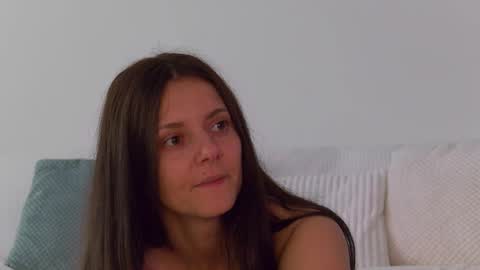 Lily online show from September 13, 1:55 pm