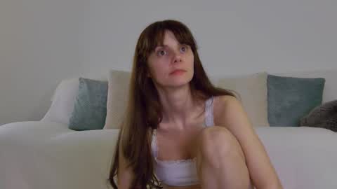 Lily online show from February 17, 8:04 pm