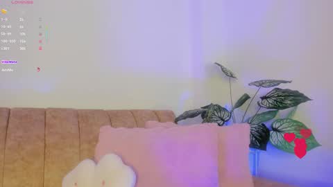 Lily  online show from November 25, 9:42 am