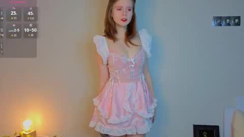 Snapshot of lilytways chatting on February 14, 7:43 pm Julie online show from February 14, 7:43 pm