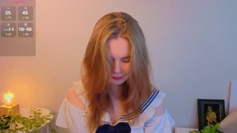 Snapshot of lilytways chatting on February 22, 8:07 pm Julie online show from February 22, 8:07 pm