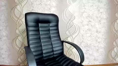    online show from February 10, 9:02 am