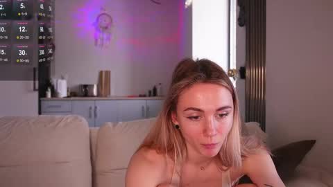 limy_sweet online show from February 6, 11:32 am