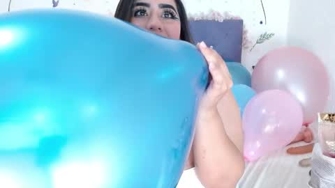 Lin  online show from March 27, 9:14 pm