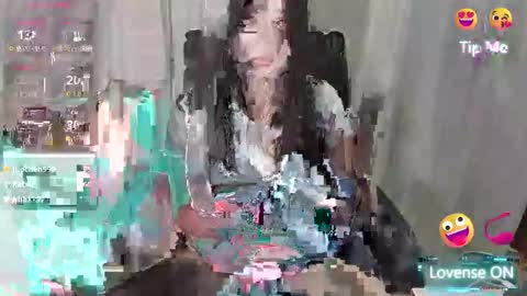 Snapshot of lina968560 chatting on May 16, 2:16 pm lina968560 online show from May 16, 2:16 pm
