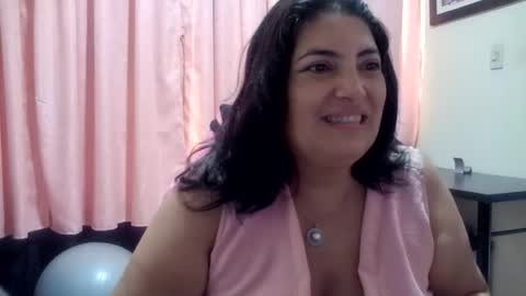 Snapshot of lina_maria99 chatting on June 16, 12:41 pm Lina Mara99 online show from June 16, 12:41 pm