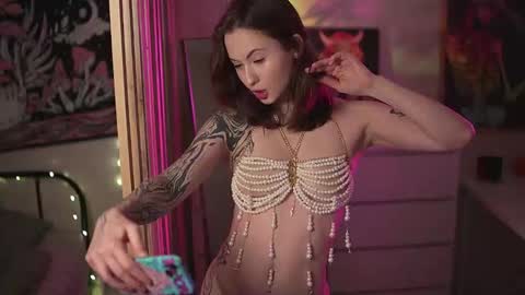 Lina -  online show from February 14, 3:58 am